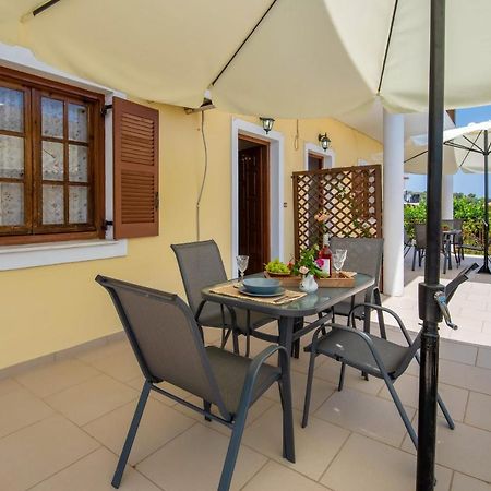 Voula Apartments Gaios Eksteriør billede