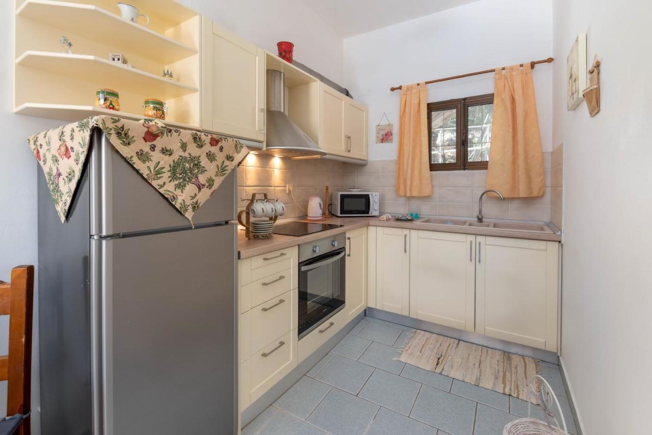 Voula Apartments Gaios Eksteriør billede